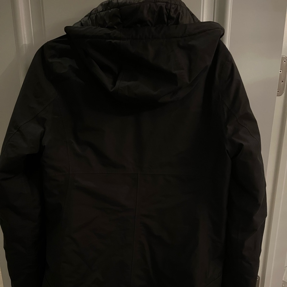 North Face Winter Jacket - image 6